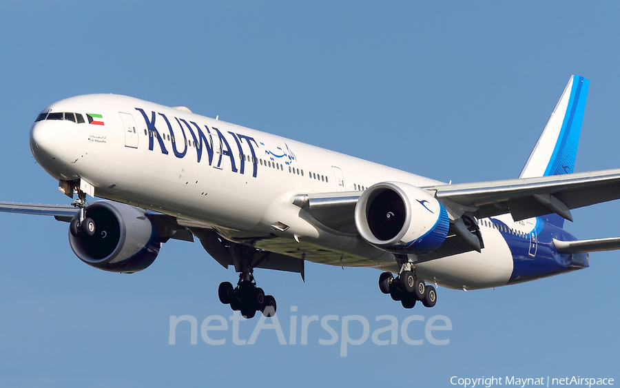 Kuwait Airways Boeing 777-369(ER) (9K-AOD) | Photo 216899