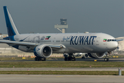 Kuwait Airways Boeing 777-369(ER) (9K-AOE) at  Frankfurt am Main, Germany