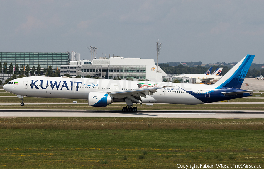 Kuwait Airways Boeing 777-369(ER) (9K-AOF) | Photo 252937