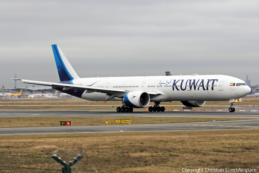 Kuwait Airways Boeing 777-369(ER) (9K-AOH) | Photo 214567