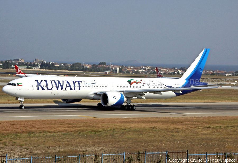 Kuwait Airways Boeing 777-369(ER) (9K-AOH) | Photo 309488