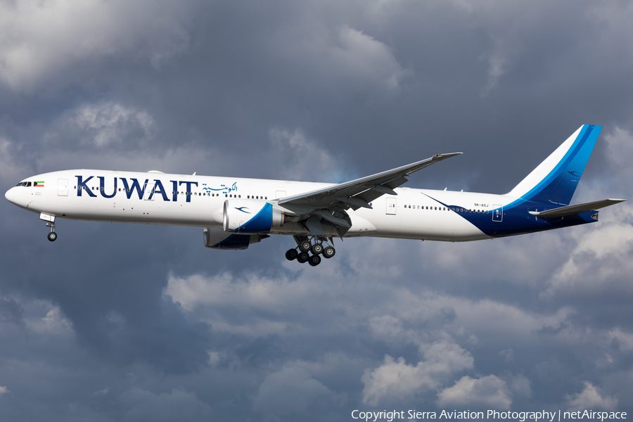 Kuwait Airways Boeing 777-369(ER) (9K-AOJ) | Photo 323306
