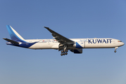 Kuwait Airways Boeing 777-369(ER) (9K-AOJ) at  London - Heathrow, United Kingdom