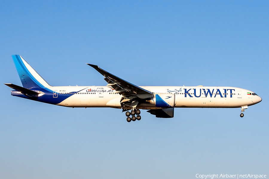 Kuwait Airways Boeing 777-369(ER) (9K-AOJ) | Photo 368900