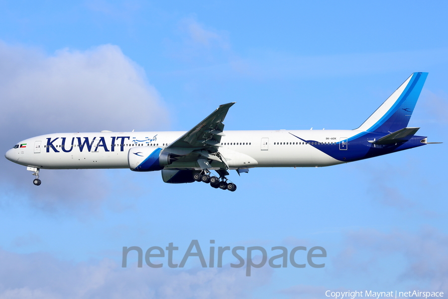 Kuwait Airways Boeing 777-369(ER) (9K-AOK) | Photo 202510