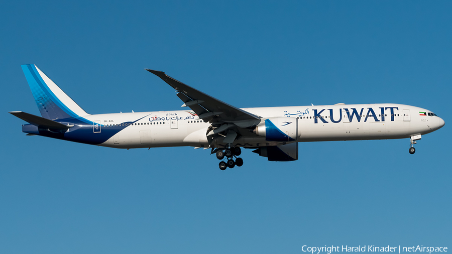 Kuwait Airways Boeing 777-369(ER) (9K-AOL) | Photo 296039