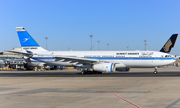 Kuwait Airways Airbus A330-243 (9K-APB) at  Paris - Charles de Gaulle (Roissy), France