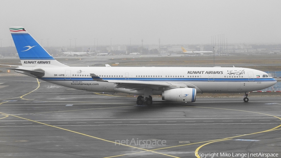 Kuwait Airways Airbus A330-243 (9K-APB) | Photo 182909