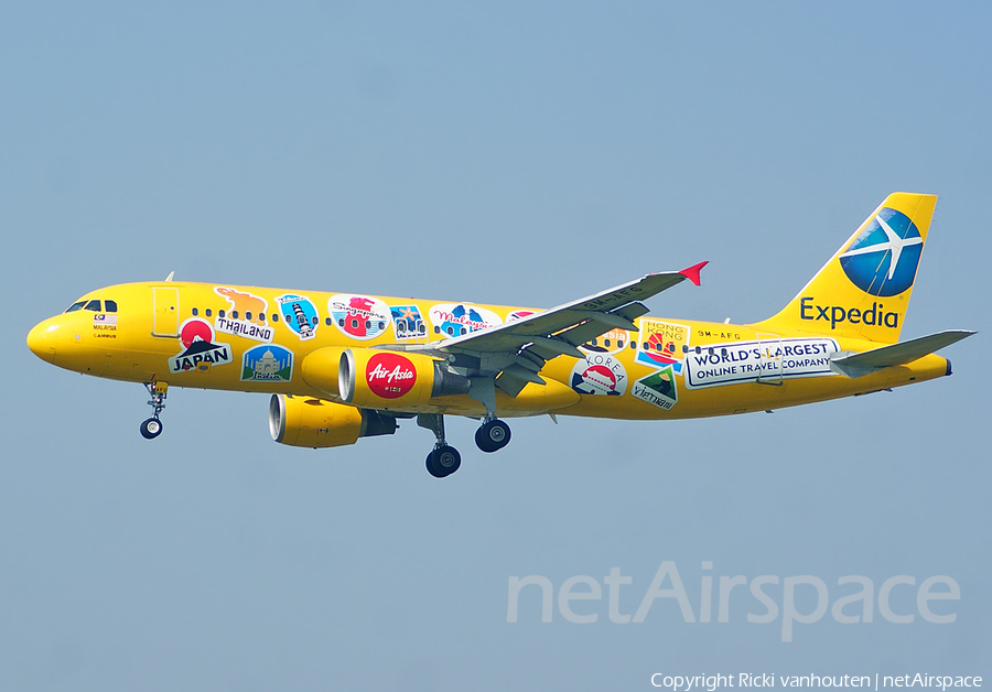 AirAsia Airbus A320-214 (9M-AFG) | Photo 370179