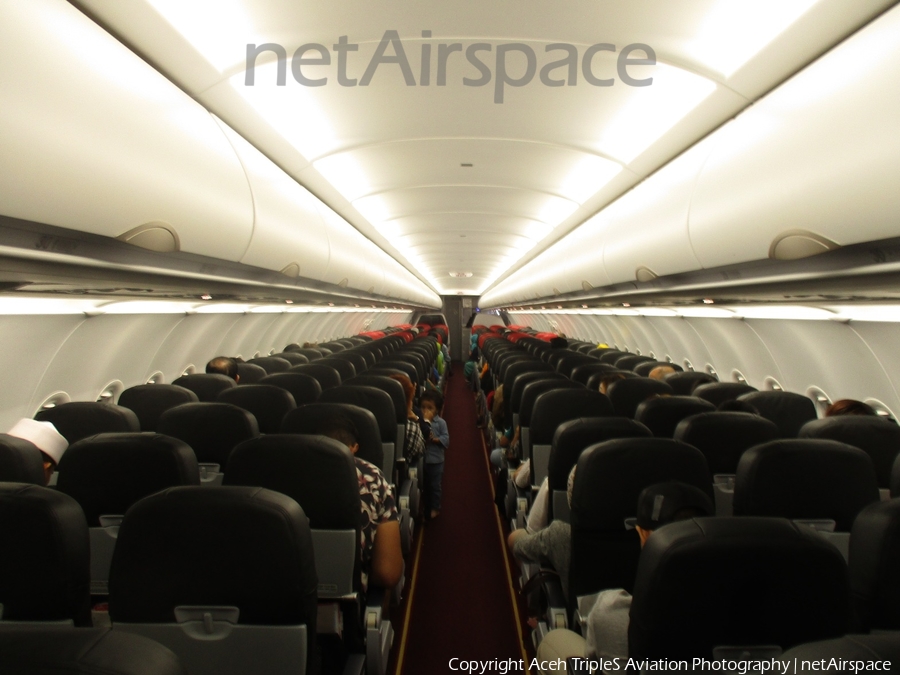AirAsia Airbus A320-216 (9M-AGU) | Photo 248110