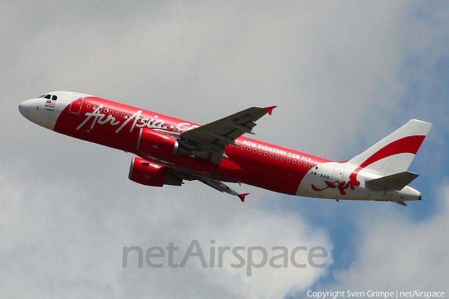 AirAsia Airbus A320-216 (9M-AHD) | Photo 74860