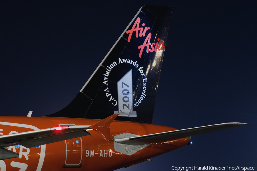 AirAsia Airbus A320-216 (9M-AHO) | Photo 304572