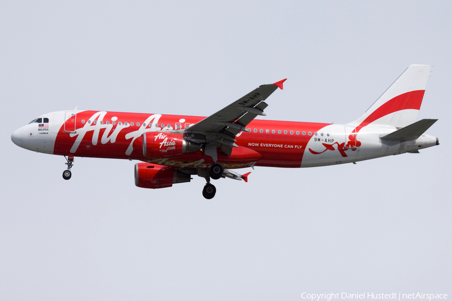AirAsia Airbus A320-216 (9M-AHP) | Photo 542377