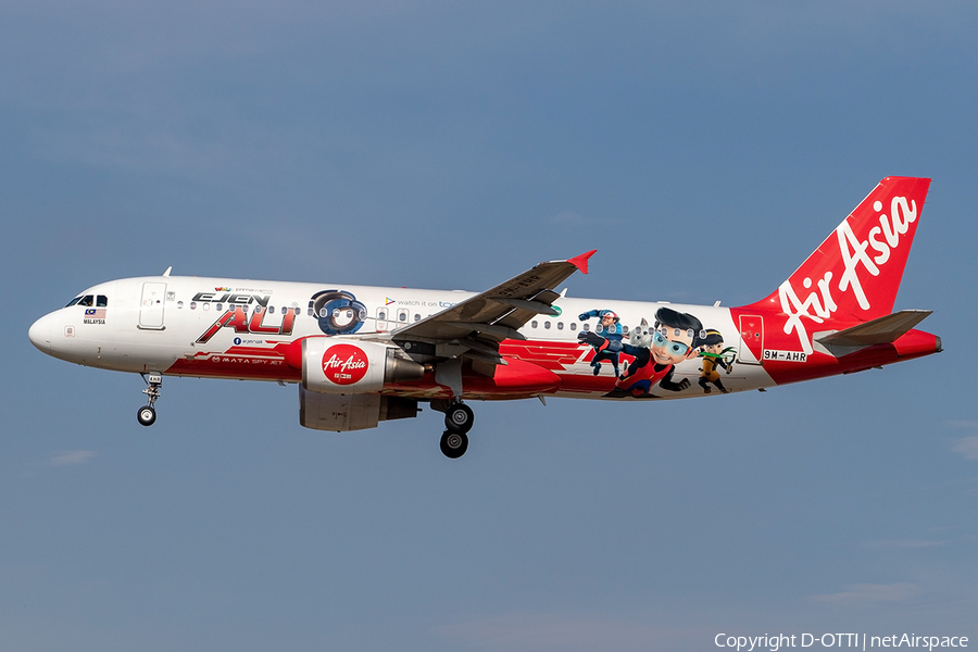 AirAsia Airbus A320-216 (9M-AHR) | Photo 284613
