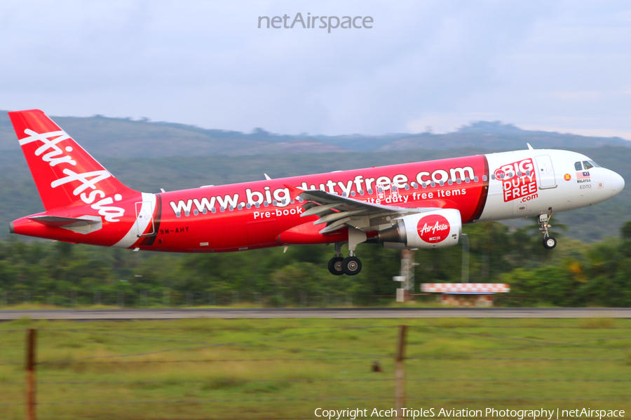 AirAsia Airbus A320-216 (9M-AHY) | Photo 537124