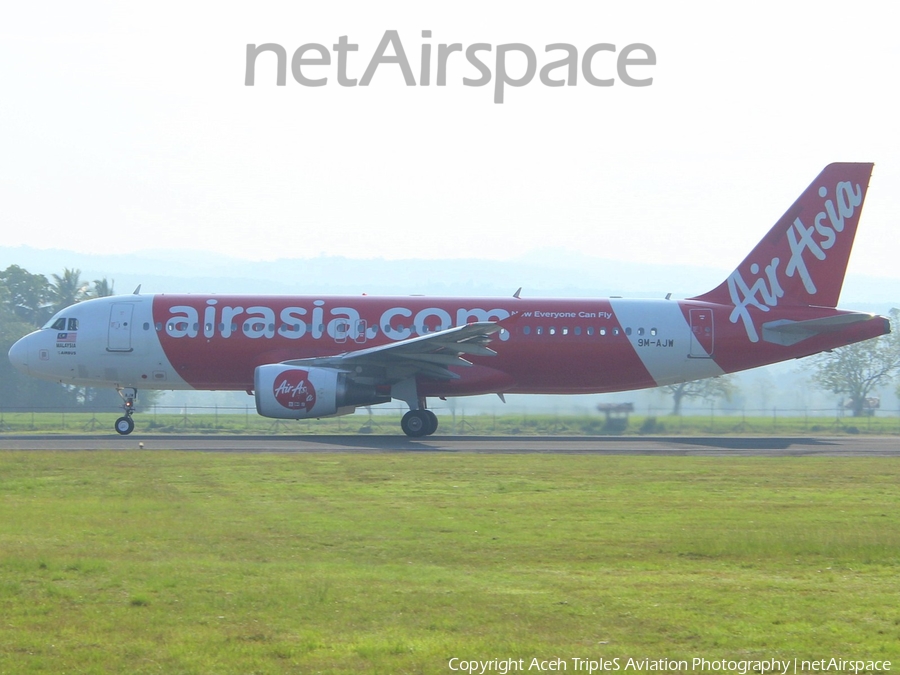 AirAsia Airbus A320-216 (9M-AJW) | Photo 306962