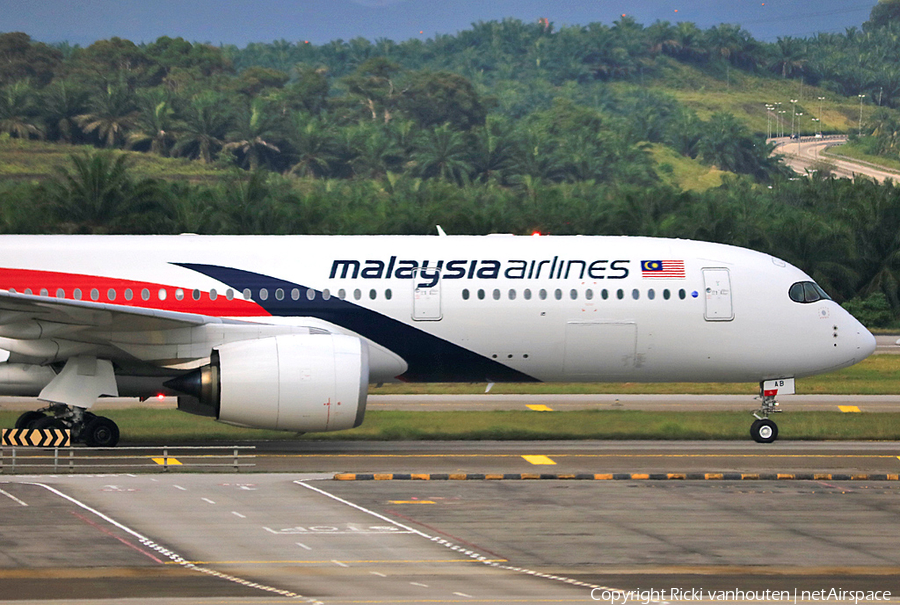 Malaysia Airlines Airbus A350-941 (9M-MAB) | Photo 393556
