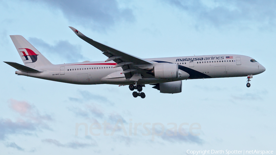 Malaysia Airlines Airbus A350-941 (9M-MAD) | Photo 371411