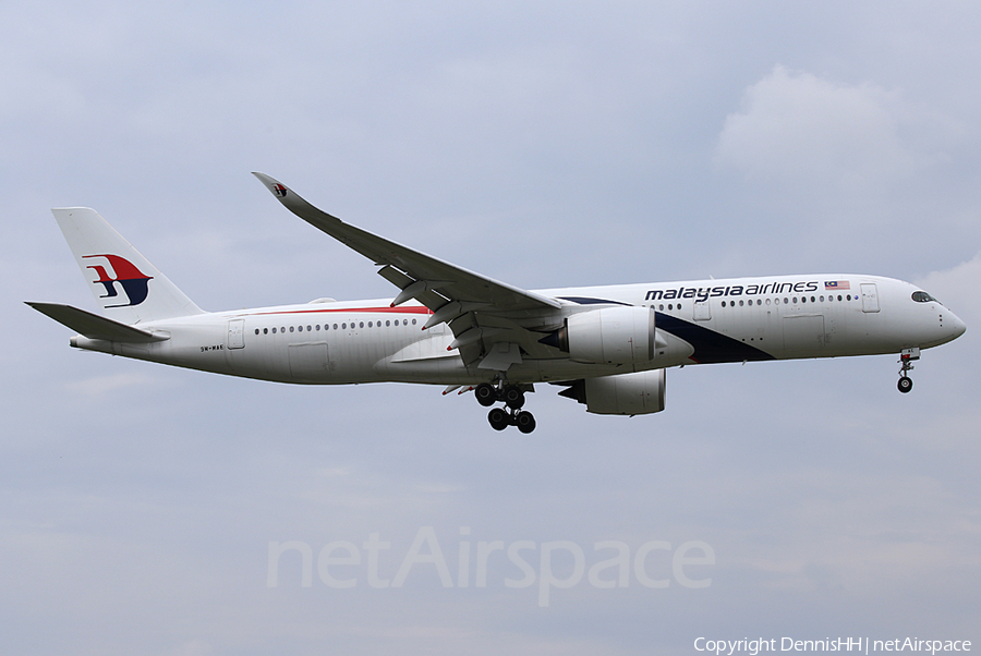 Malaysia Airlines Airbus A350-941 (9M-MAE) | Photo 395740