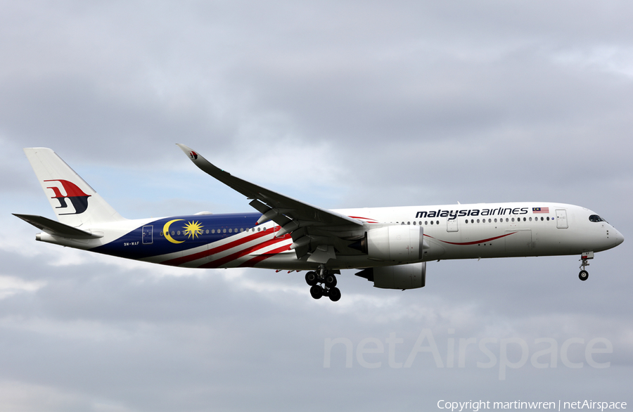 Malaysia Airlines Airbus A350-941 (9M-MAF) | Photo 306329