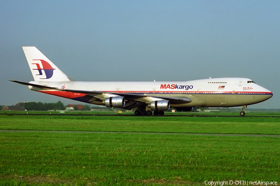 MASkargo Boeing 747-236B(SF) (9M-MHJ) | Photo 321800