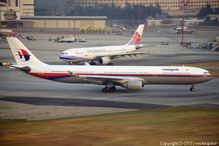 Malaysia Airlines Airbus A330-322 (9M-MKD) | Photo 158027