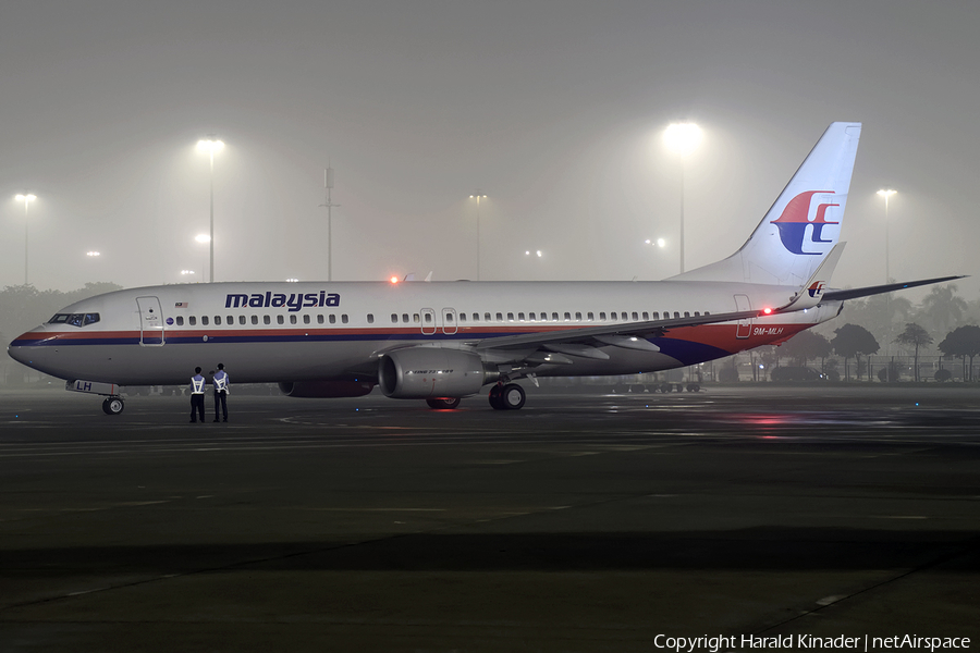 Malaysia Airlines Boeing 737-8FZ (9M-MLH) | Photo 307062