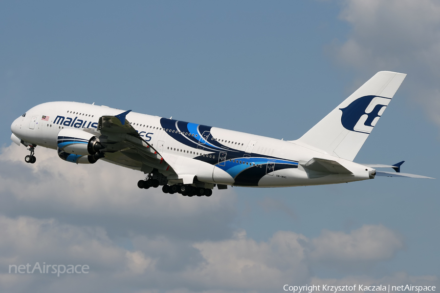 Malaysia Airlines Airbus A380-841 (9M-MNC) | Photo 25932