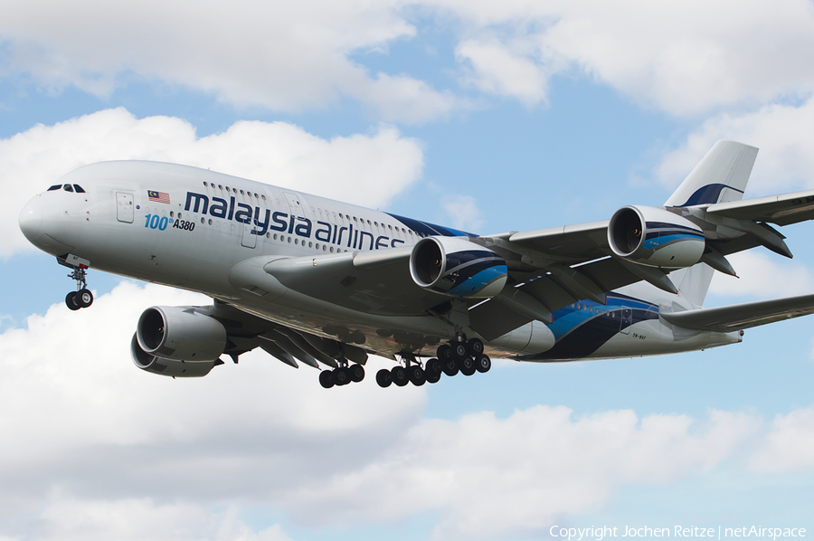 Malaysia Airlines Airbus A380-841 (9M-MNF) | Photo 51558