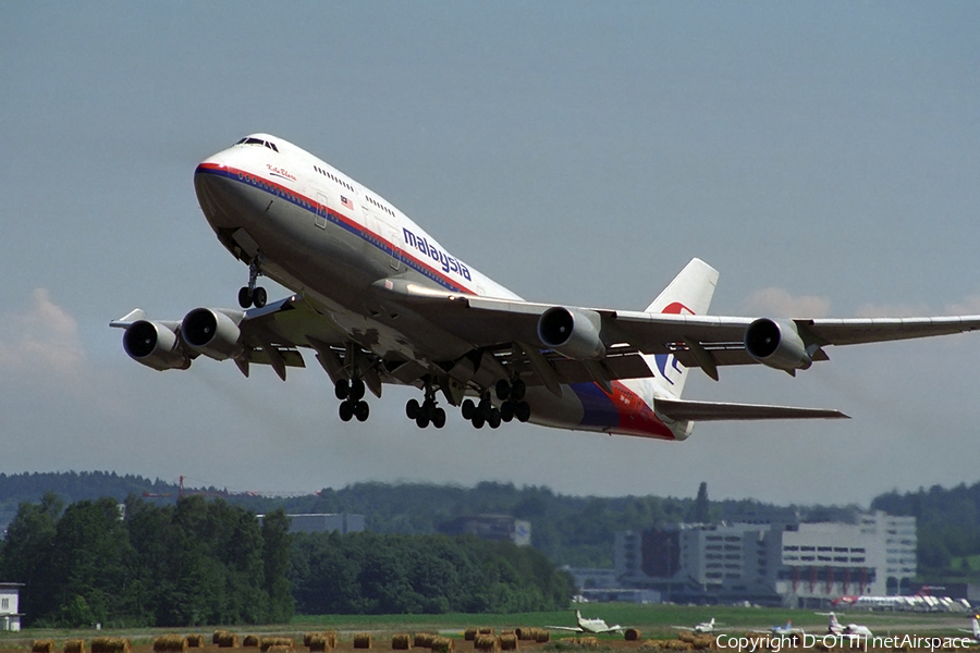 Malaysia Airlines Boeing 747-4H6 (9M-MPF) | Photo 266118