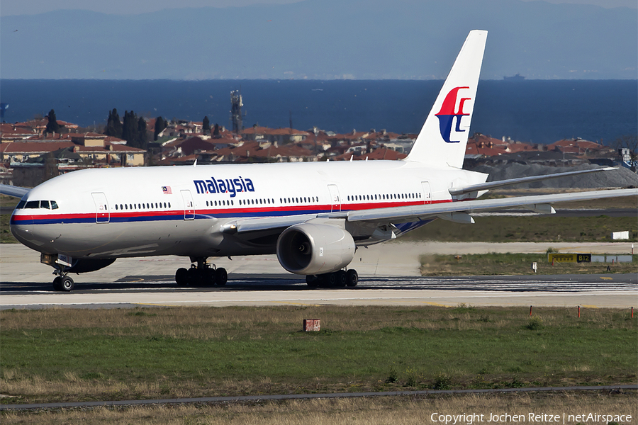 Malaysia Airlines Boeing 777-2H6(ER) (9M-MRH) | Photo 74843