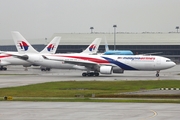 Malaysia Airlines Airbus A330-323X (9M-MTA) at  Kuala Lumpur - International, Malaysia