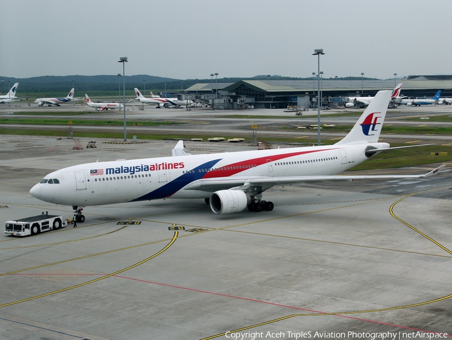 Malaysia Airlines Airbus A330-323X (9M-MTJ) | Photo 248597