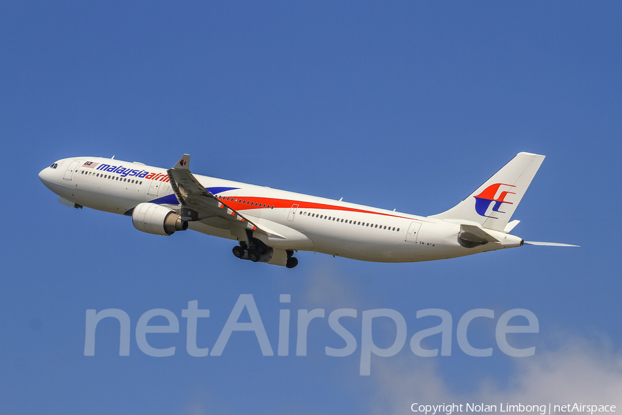 Malaysia Airlines Airbus A330-323 (9M-MTM) | Photo 423641