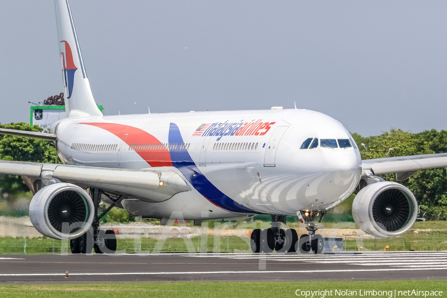 Malaysia Airlines Airbus A330-323 (9M-MTN) | Photo 468136