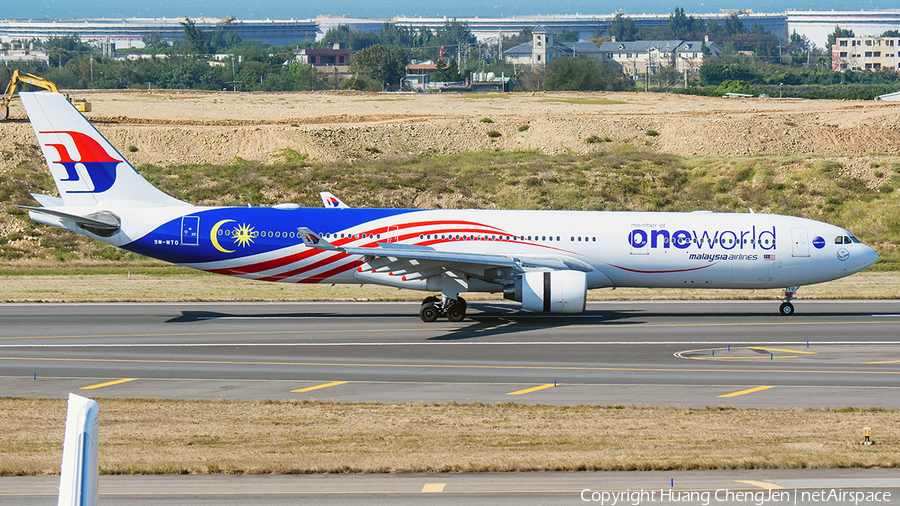 Malaysia Airlines Airbus A330-323 (9M-MTO) | Photo 647523