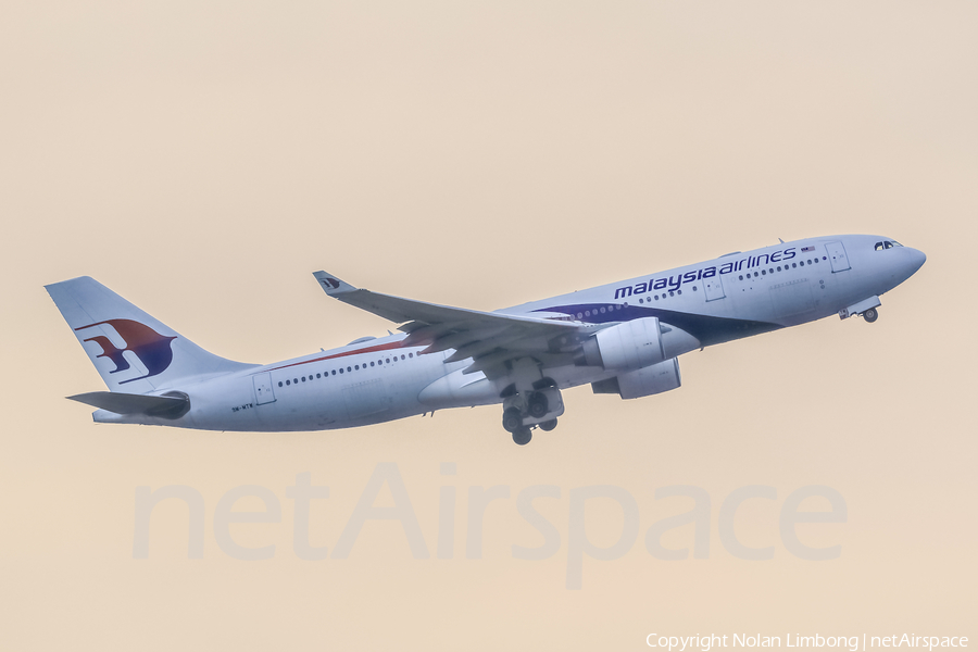 Malaysia Airlines Airbus A330-223 (9M-MTW) | Photo 461006