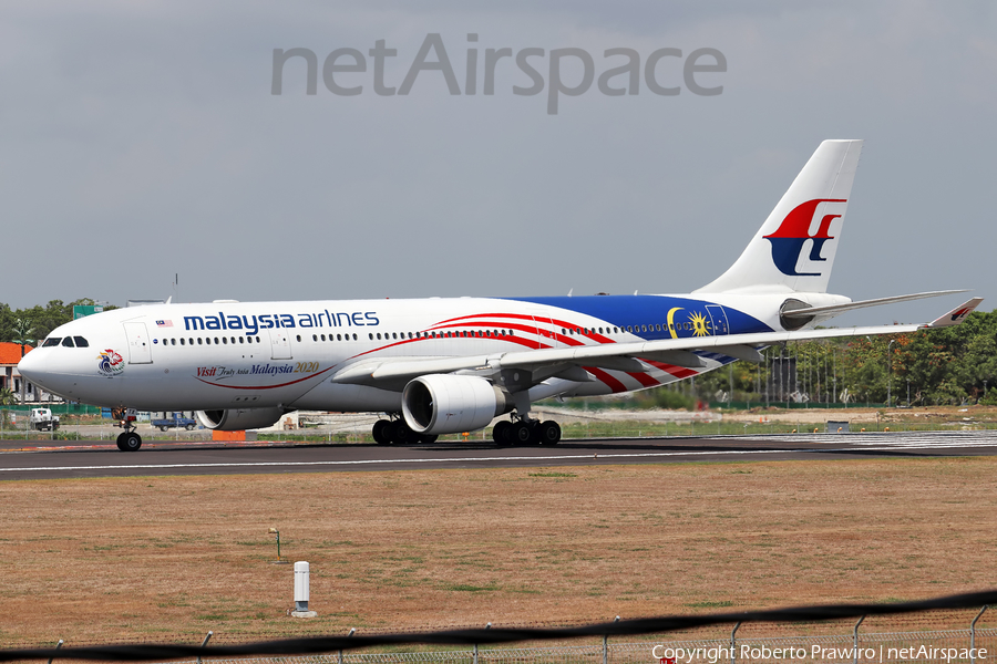 Malaysia Airlines Airbus A330-223 (9M-MTX) | Photo 486957