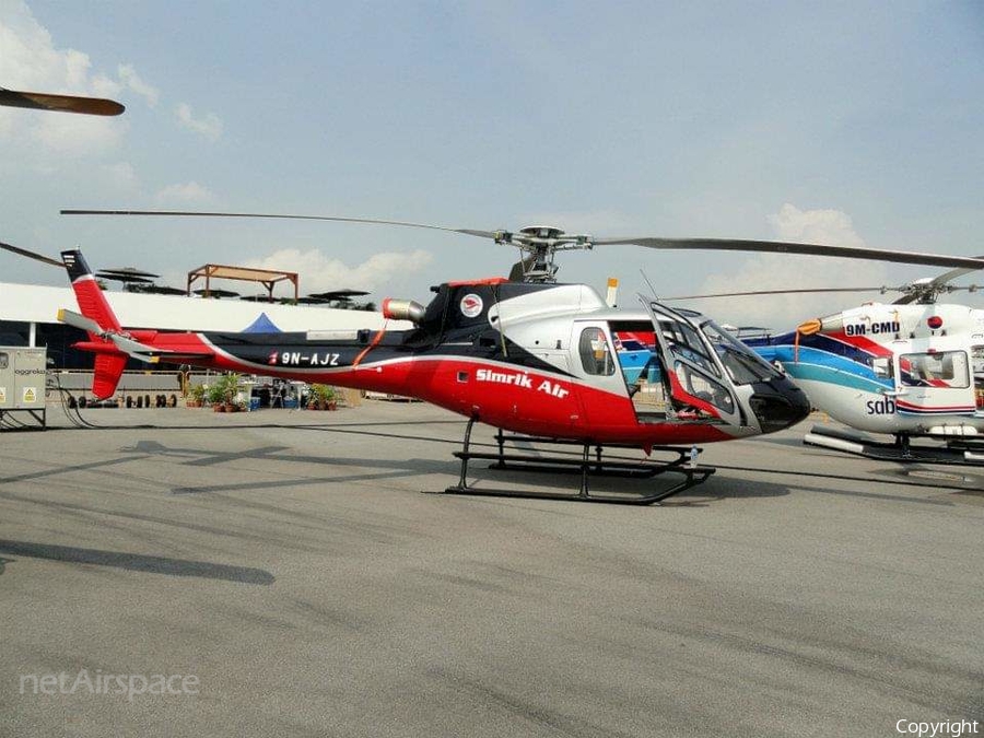 Simrik Air Eurocopter AS350B3e Ecureuil (9N-AJZ) | Photo 454362