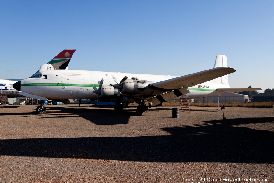 Services Air Cargo Douglas DC-6A (9Q-CGZ) | Photo 517683