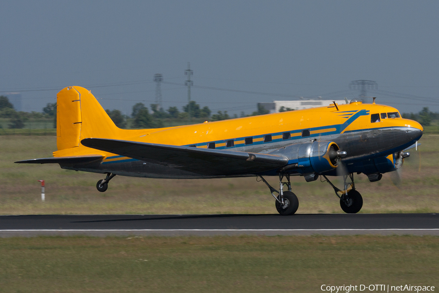 (Private) Douglas C-47B Skytrain (Dakota 4) (9Q-CUK) | Photo 135546