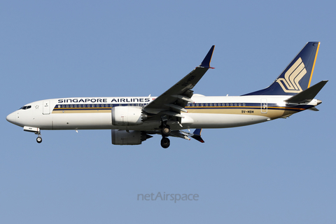 Singapore Airlines Boeing 737-8 MAX (9V-MBM) at  Singapore - Changi, Singapore