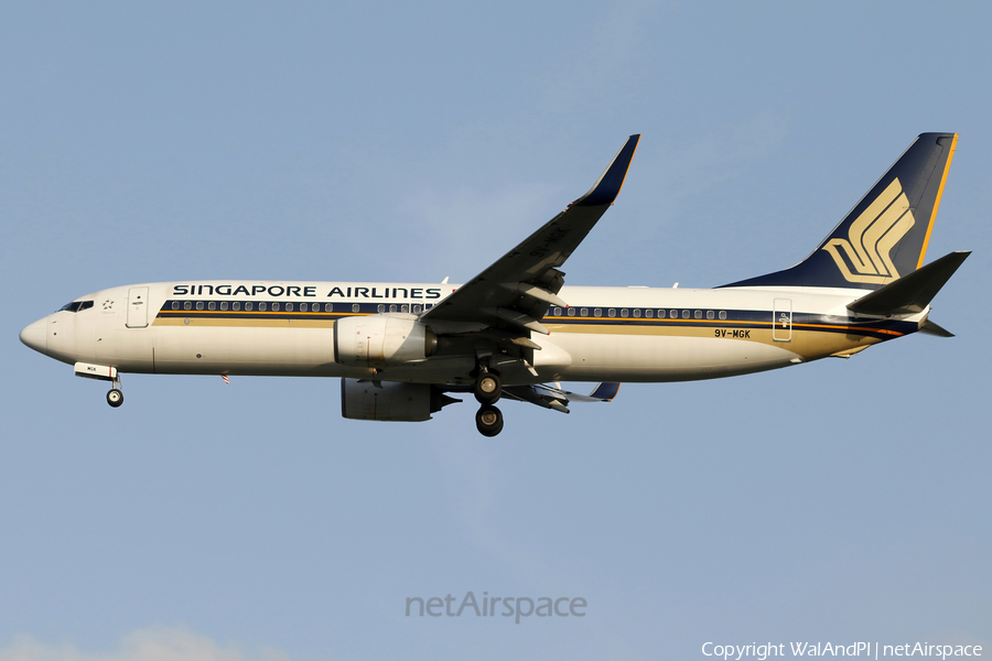 Singapore Airlines Boeing 737-8SA (9V-MGK) | Photo 613689