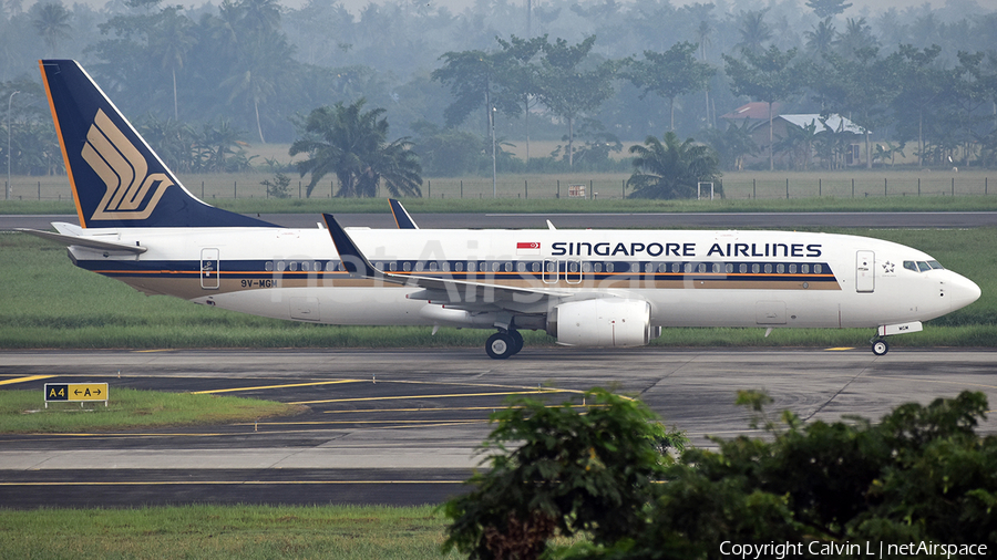 Singapore Airlines Boeing 737-8SA (9V-MGM) | Photo 469807