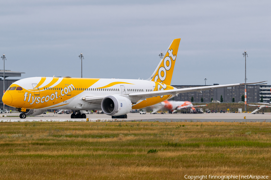 Scoot Boeing 787-8 Dreamliner (9V-OFH) | Photo 516733