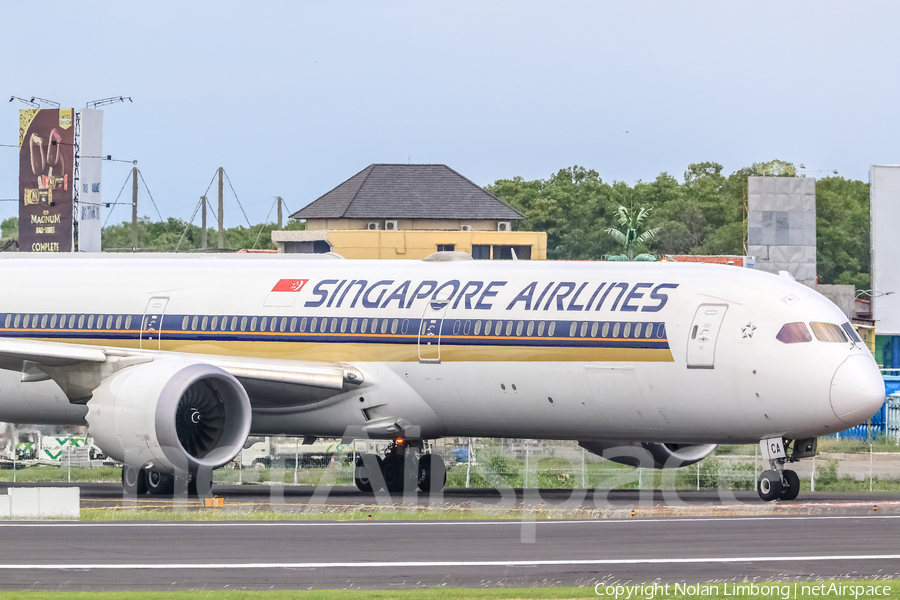 Singapore Airlines Boeing 787-10 Dreamliner (9V-SCA) | Photo 468151