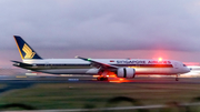 Singapore Airlines Boeing 787-10 Dreamliner (9V-SCA) at  Denpasar/Bali - Ngurah Rai International, Indonesia