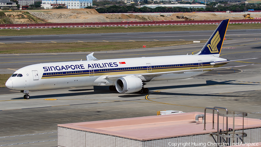 Singapore Airlines Boeing 787-10 Dreamliner (9V-SCO) | Photo 663121