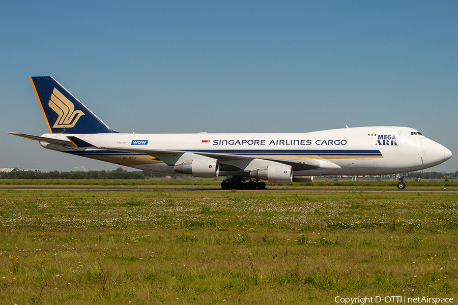 Singapore Airlines Cargo Boeing 747-412F (9V-SFD) | Photo 203094