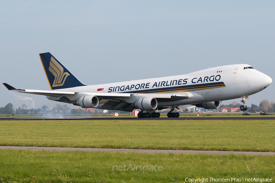 Singapore Airlines Cargo Boeing 747-412F (9V-SFG) | Photo 61663